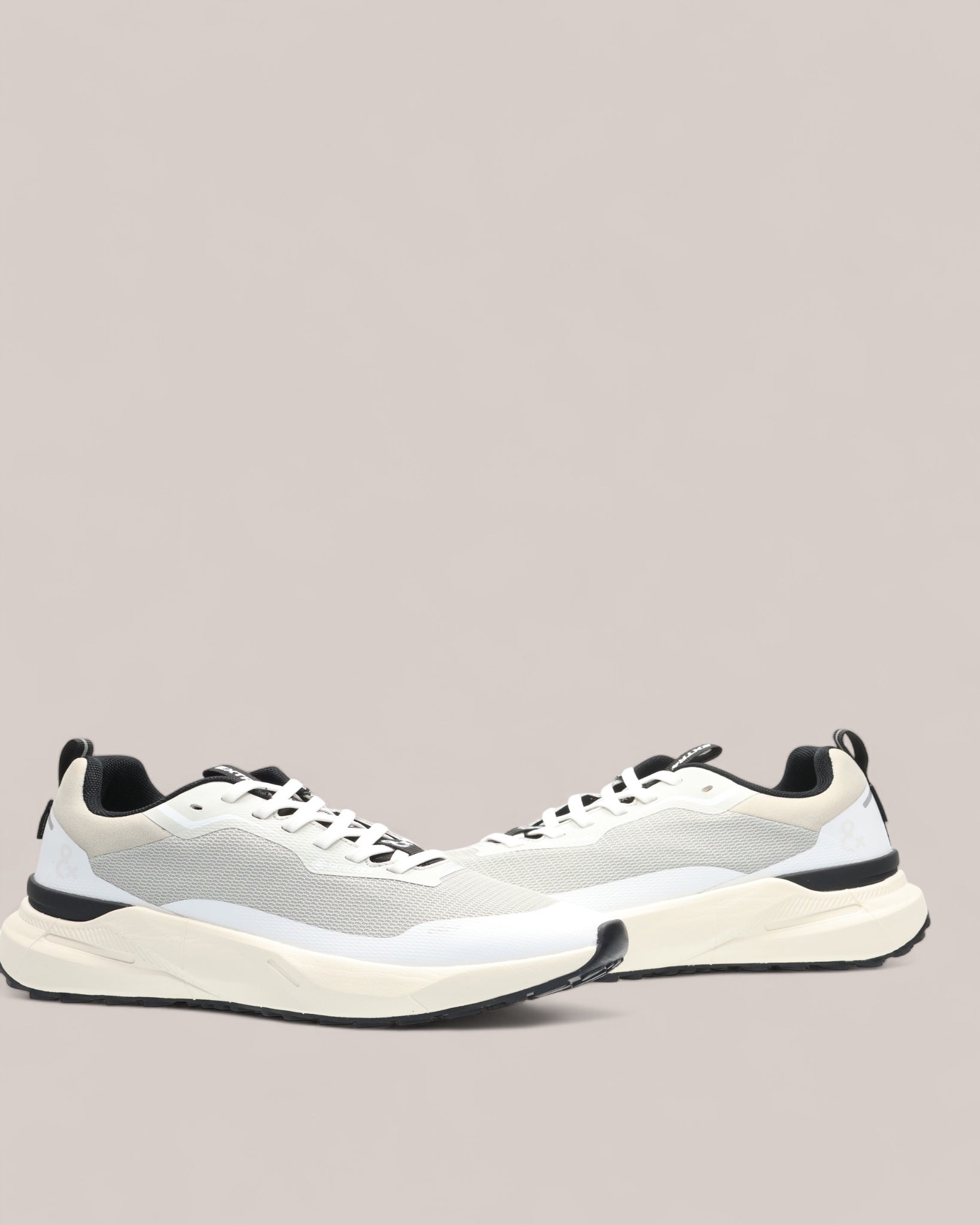 Extr4 Sneakers