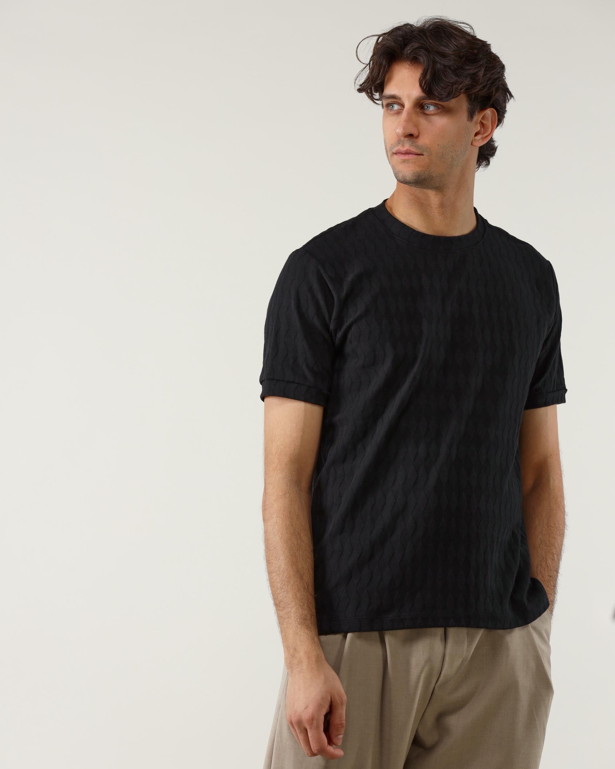 25.10 T-Shirt Tessuto Operato