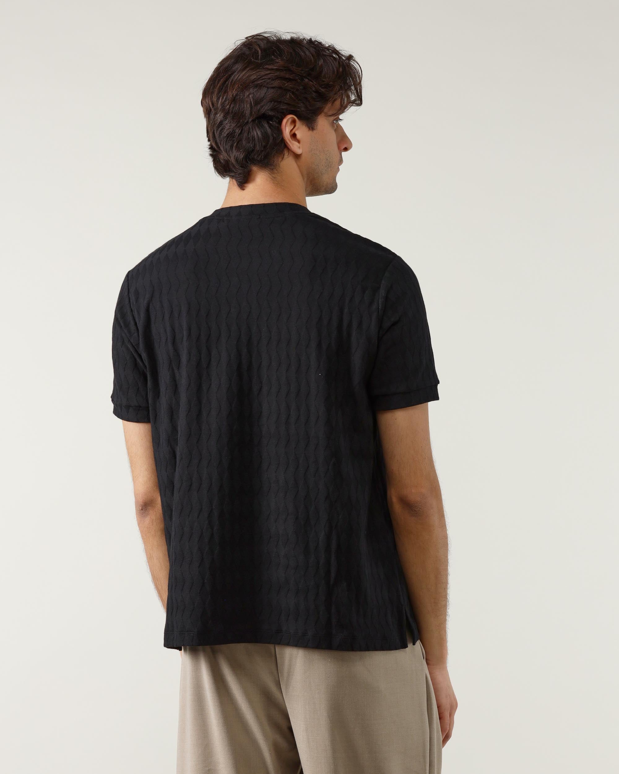 25.10 T-Shirt Tessuto Operato