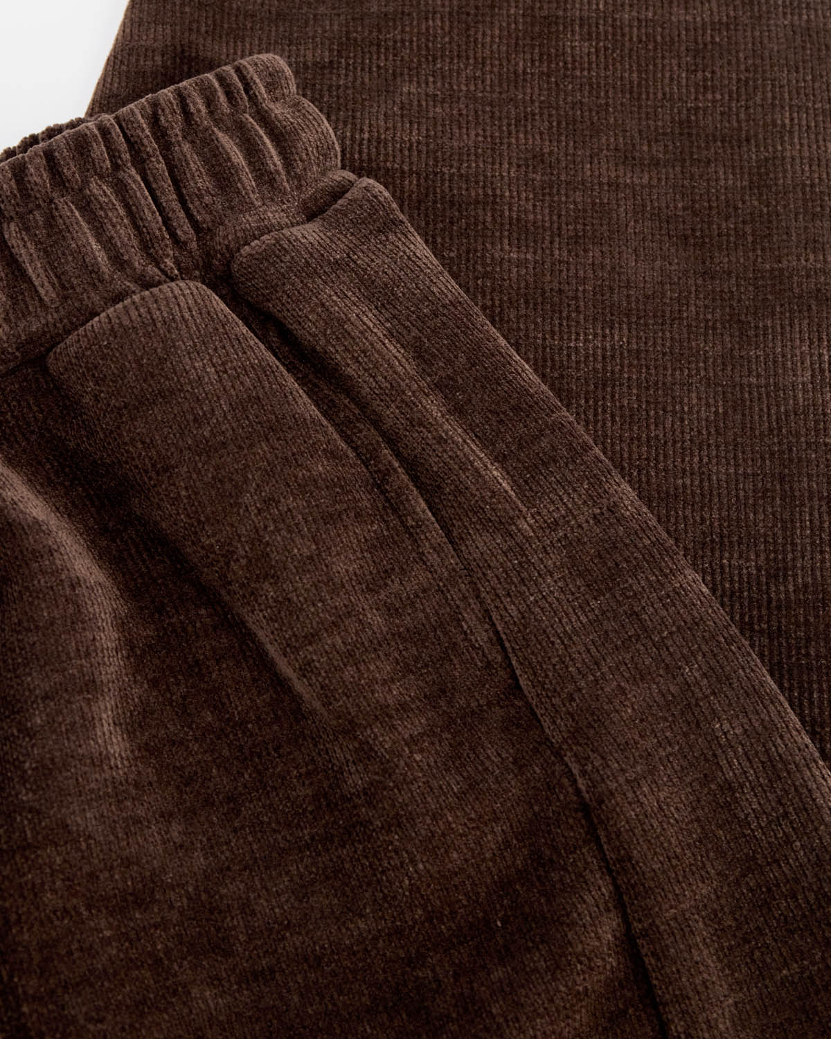 25.10 Pantalon gaufré