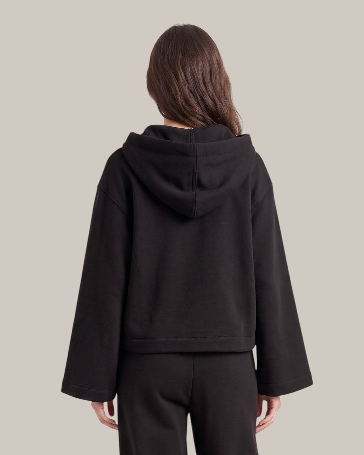25.10 Kapuzenpullover