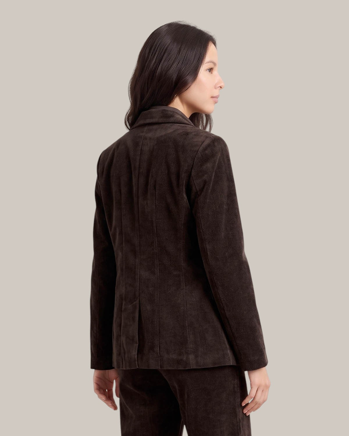25.10 Smooth Velvet Jacket