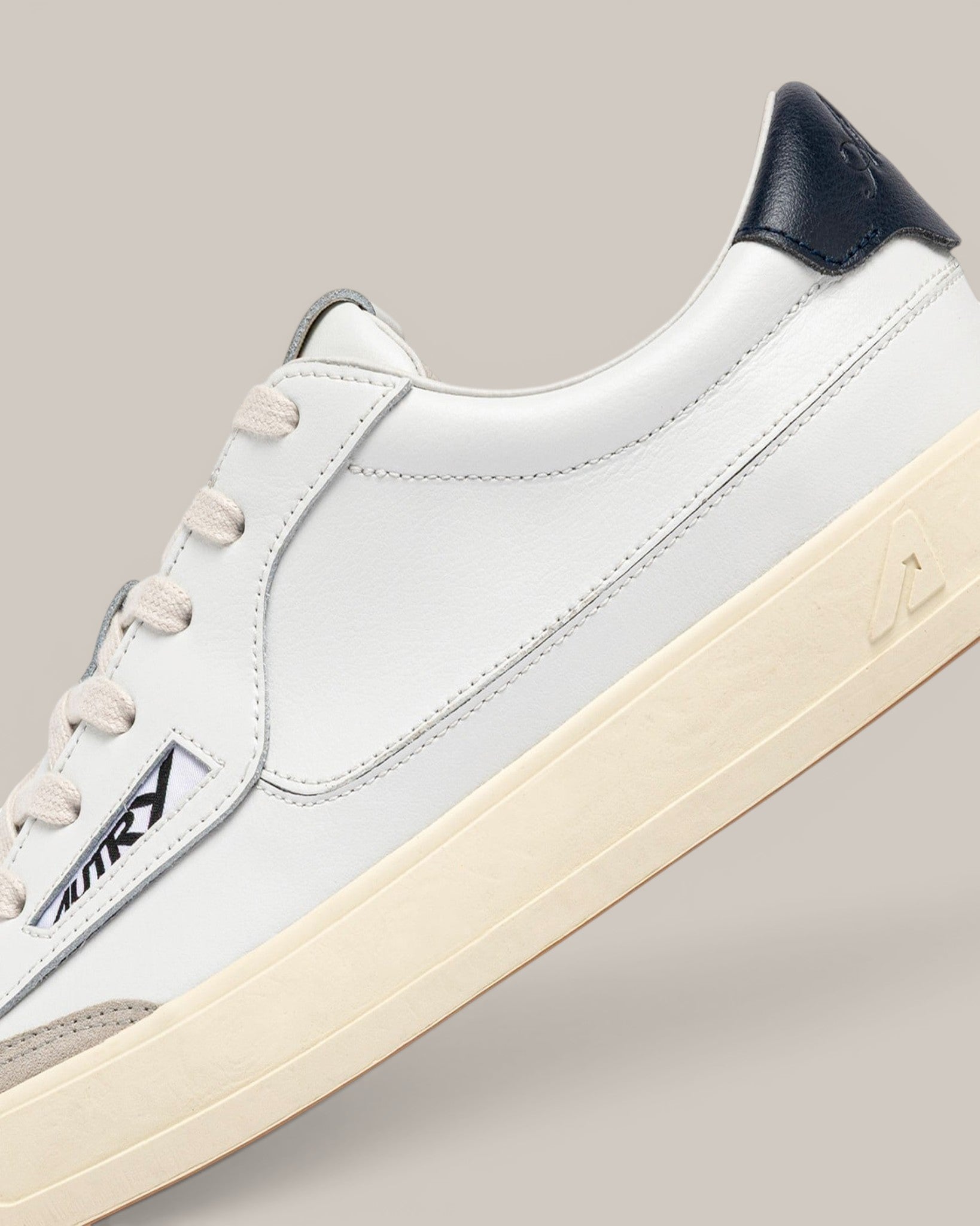 Autry Sneakers Windscape Low