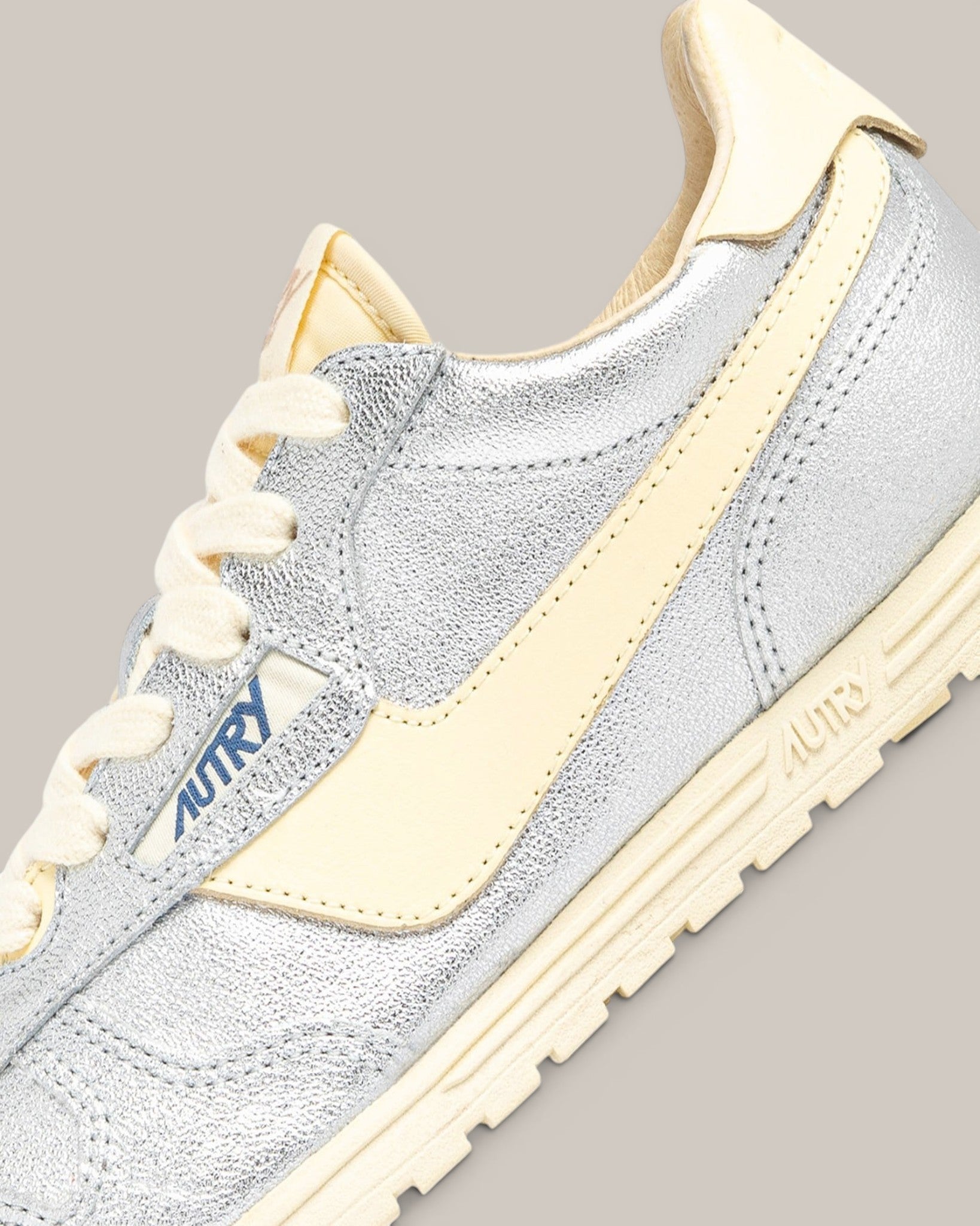 Autry Sneakers Windspin Low