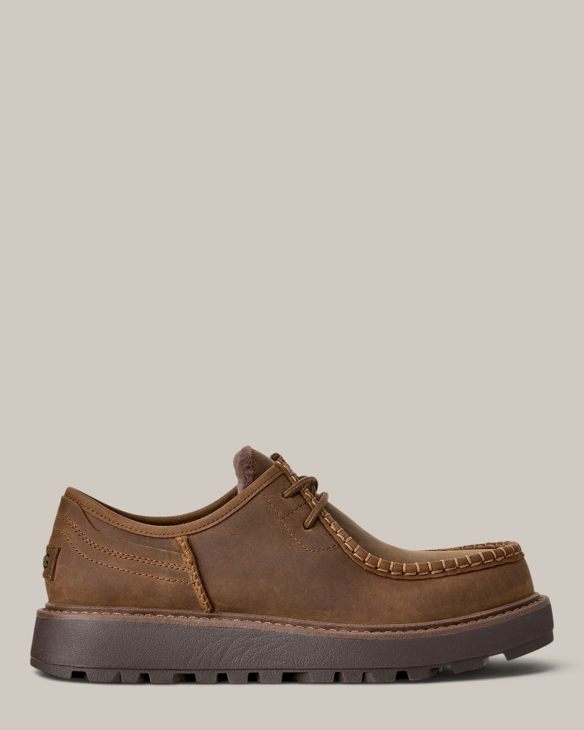 Ugg Stringate Loften