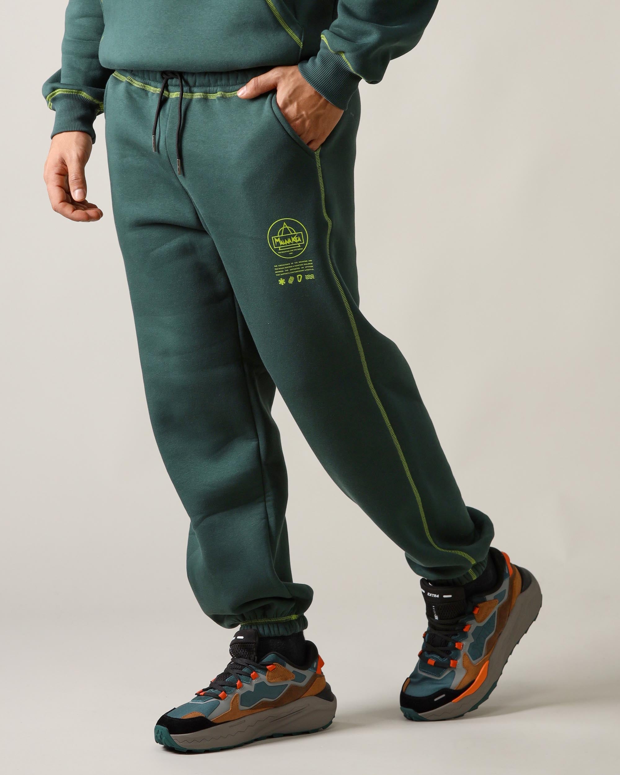 Mauna Kea Jogger Contrast Stitching