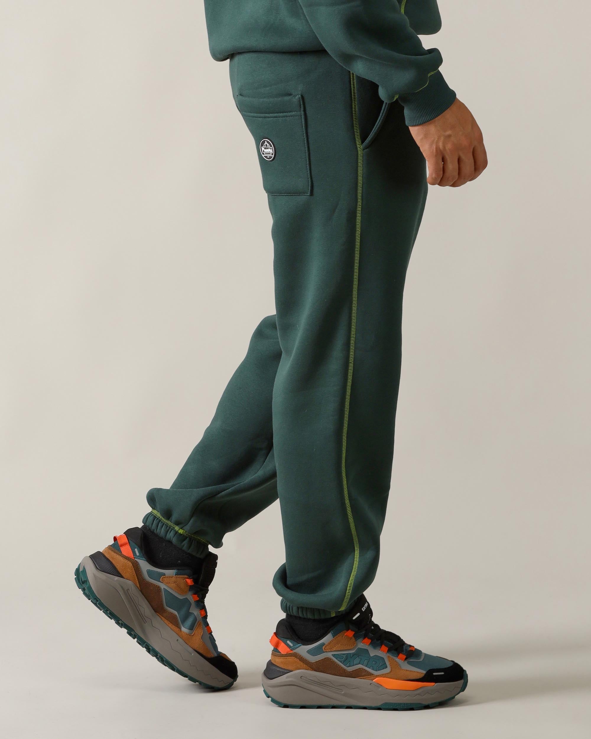 Mauna Kea Jogger Contrast Stitching
