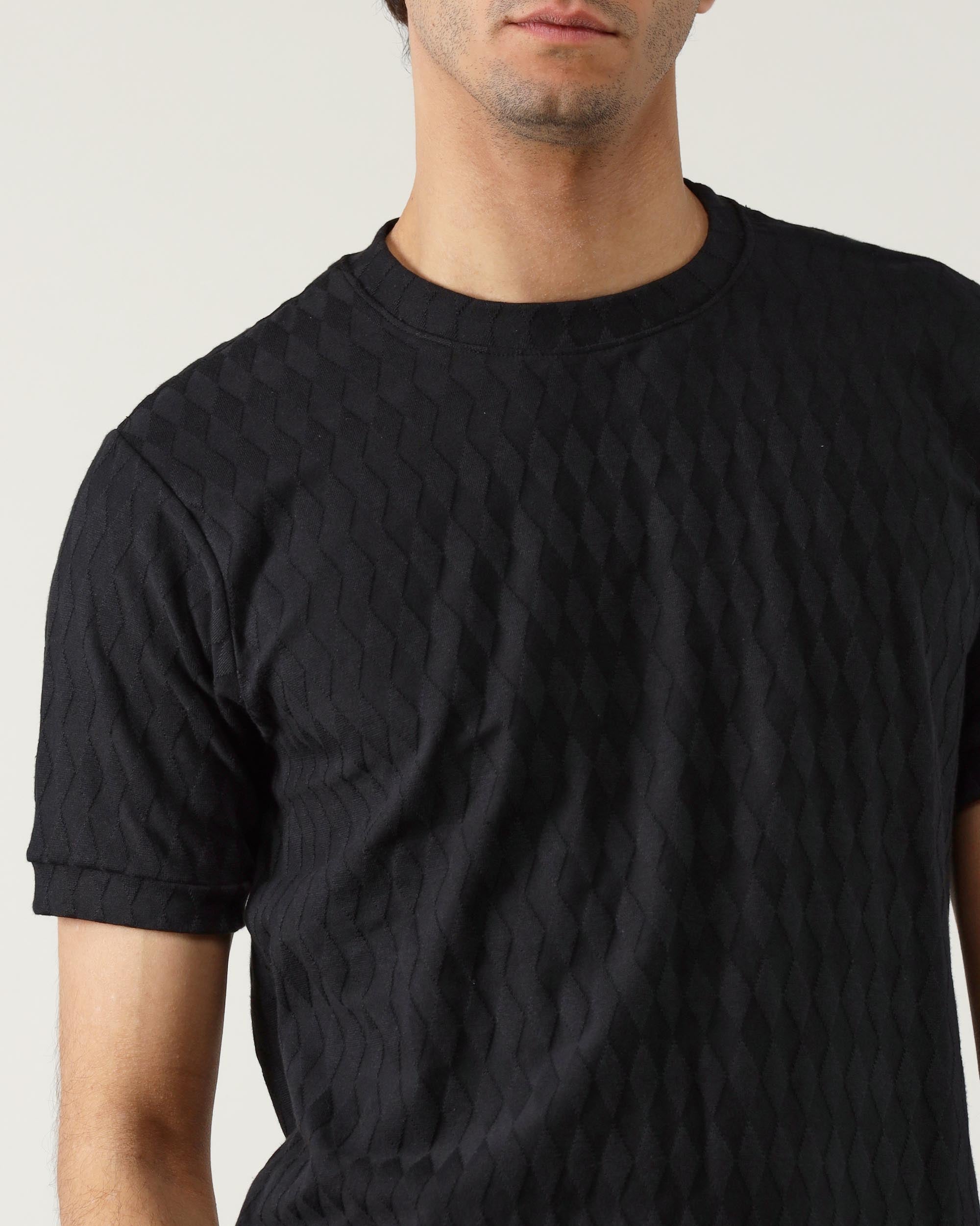 25.10 T-Shirt Tessuto Operato