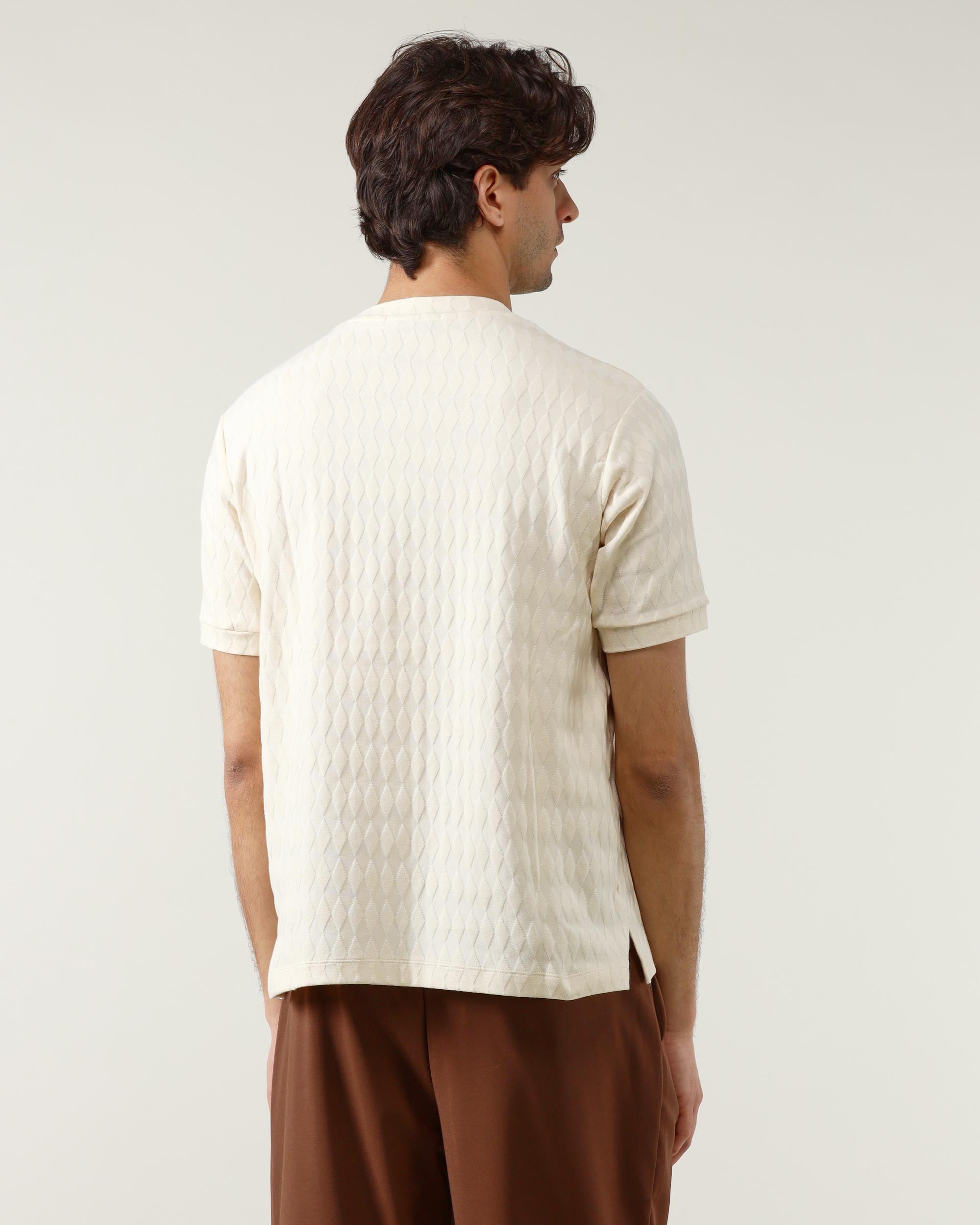 25.10 T-Shirt Tessuto Operato