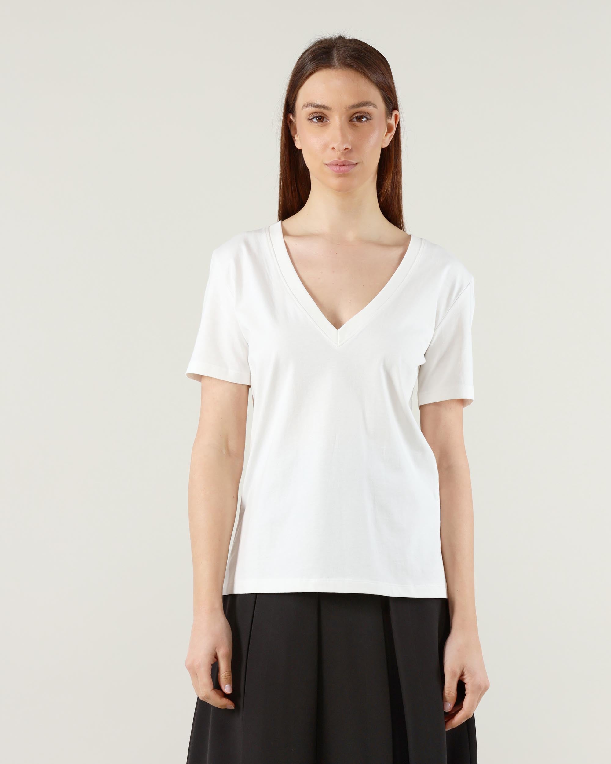 25.10 T-Shirt V Basica