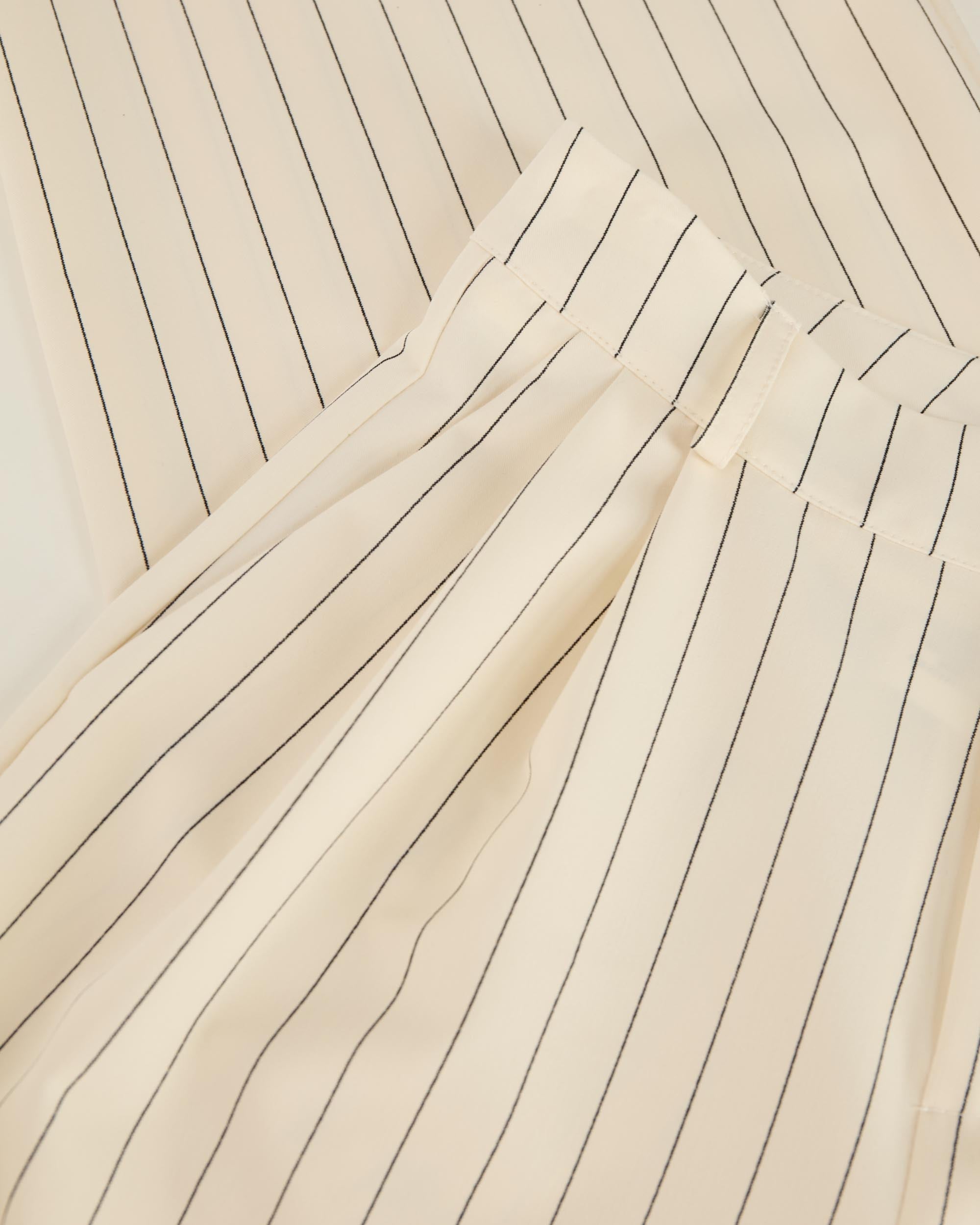 25.10 Pantalone Spg001