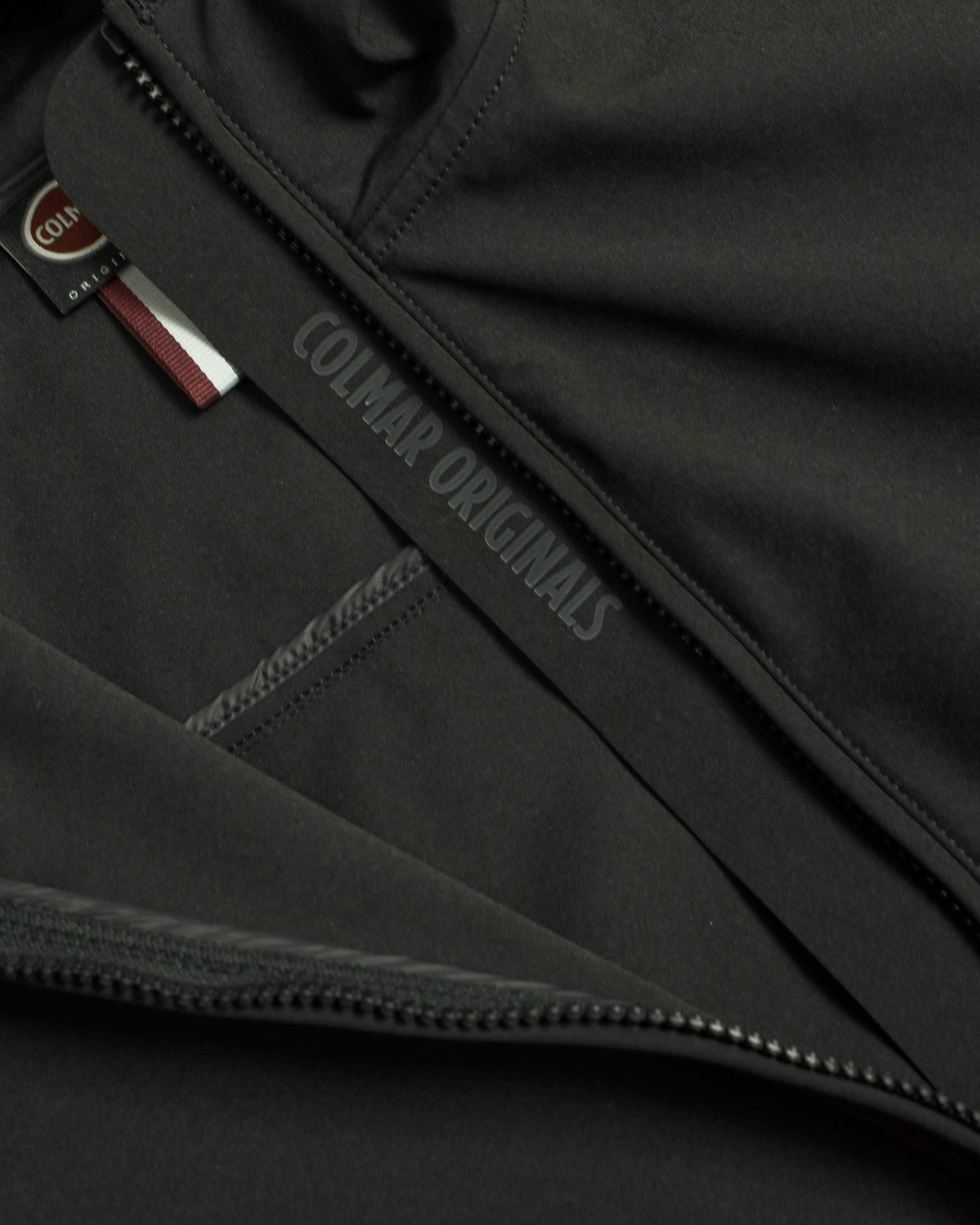 Colmar Originals New Futurity Softshelljacke mit Kapuze