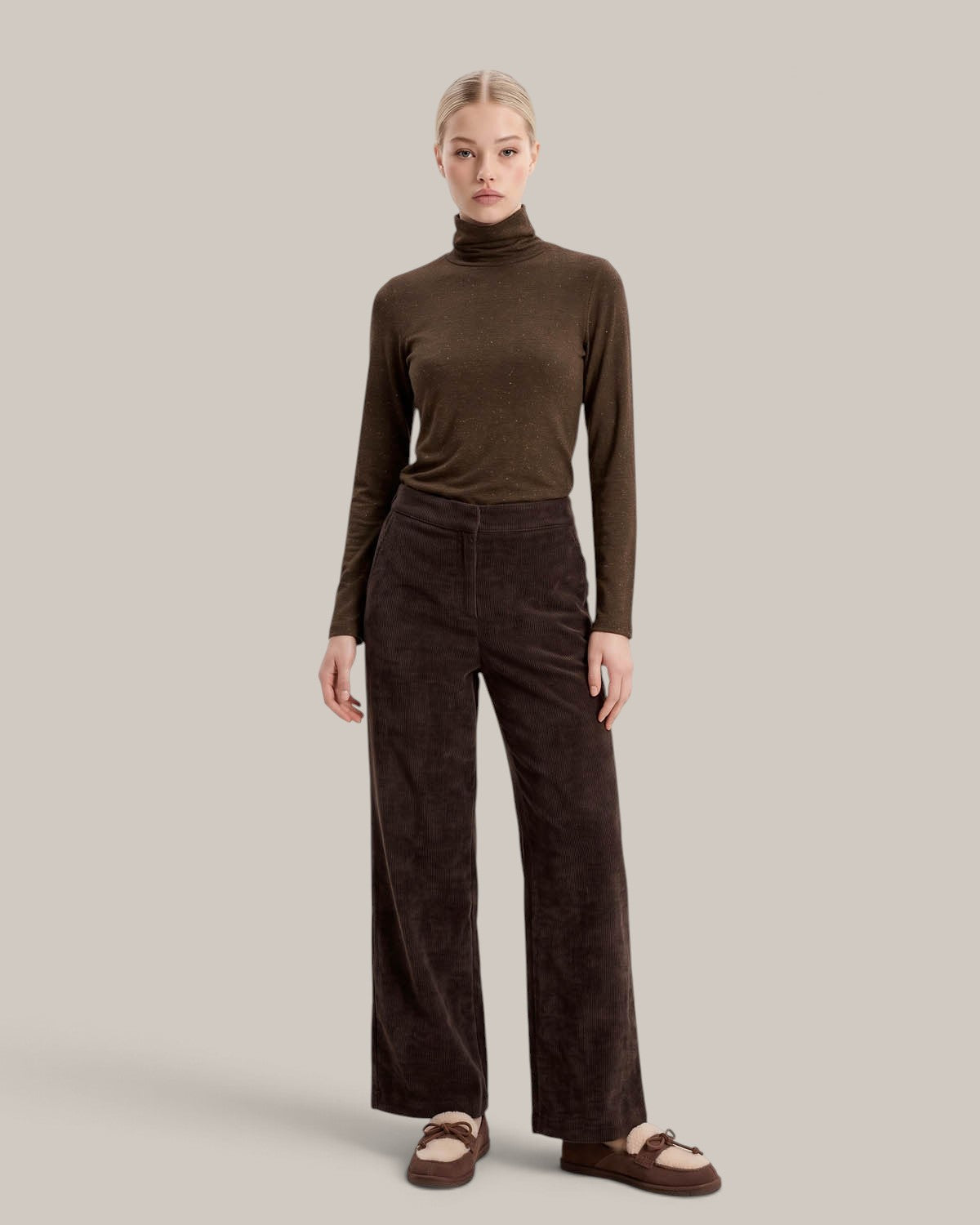 25.10 Pantaloni Velluto Liscio