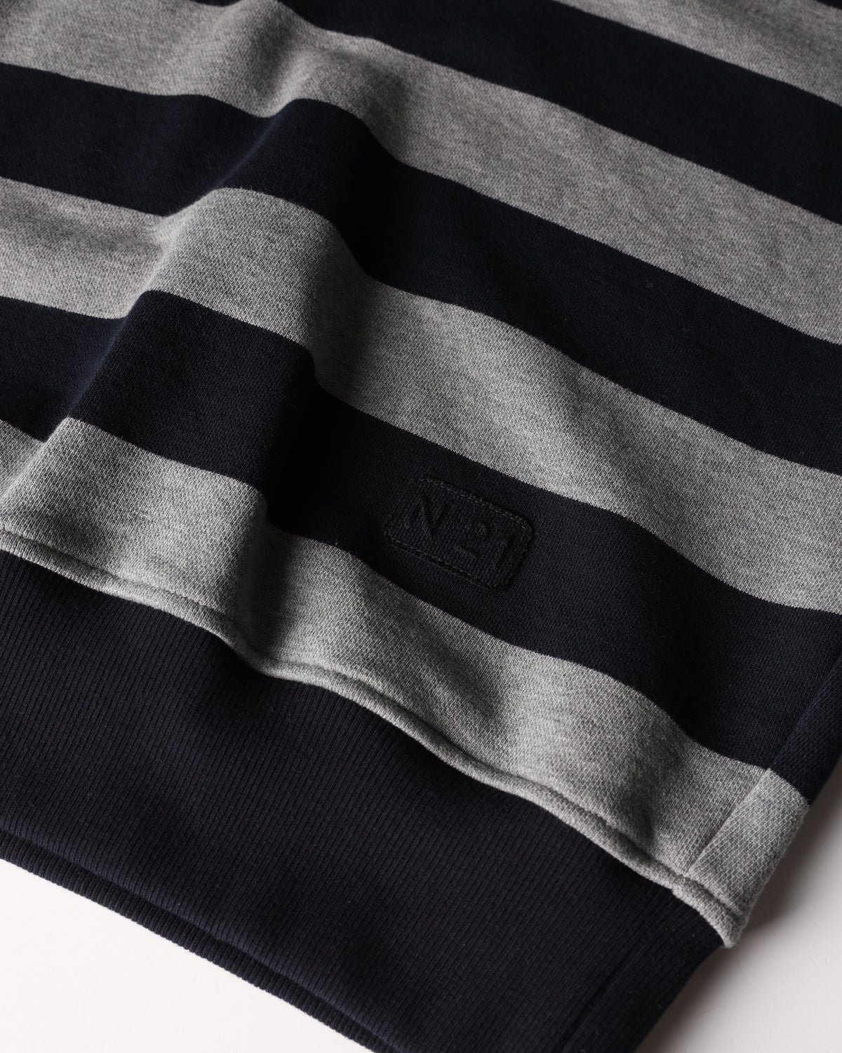 N21 Sweatshirt
