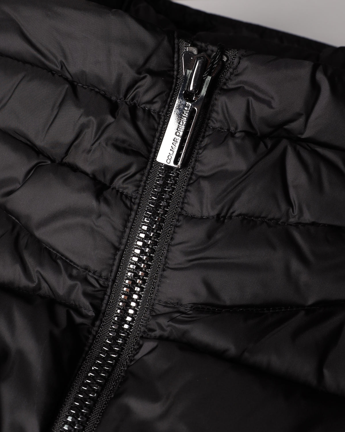 Colmar Originals Daunenjacke mit abnehmbarer Kapuze