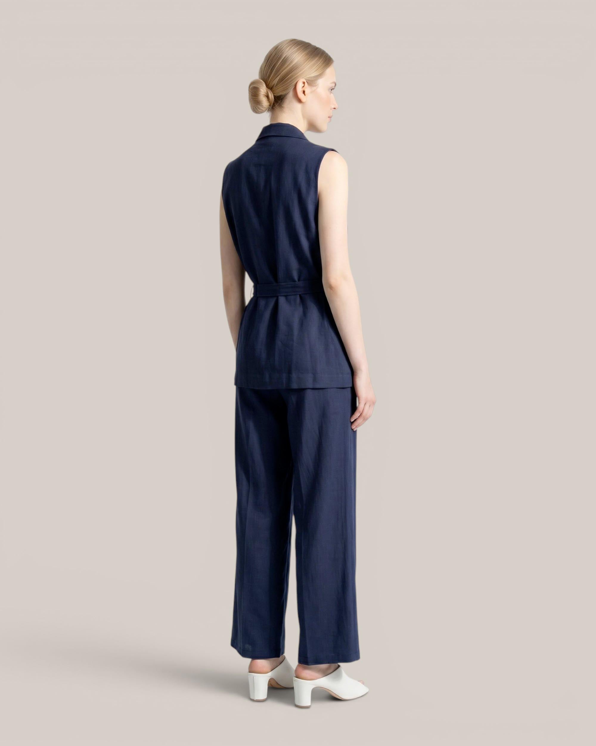 25.10 Gilet Lungo Lino C/Cintura
