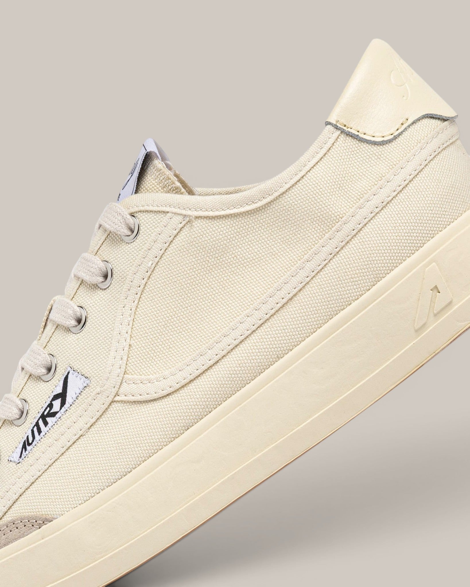 Autry Sneakers Windscape Low