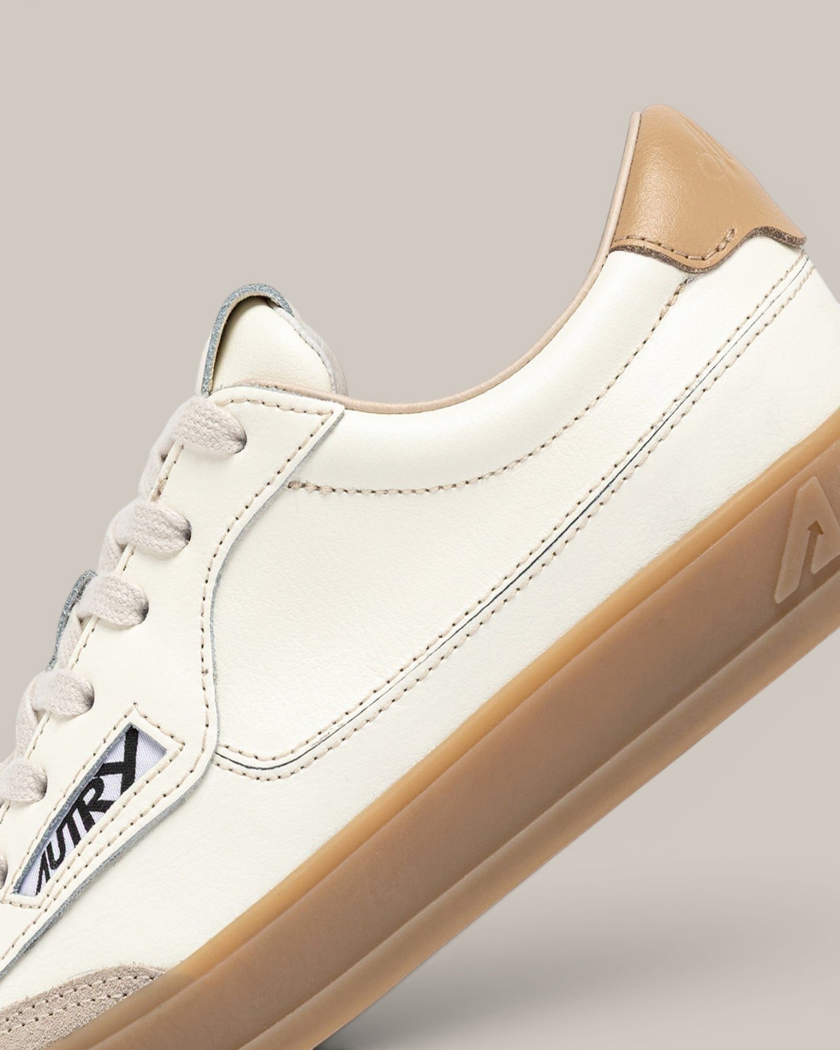 Autry Sneakers Windscape Low